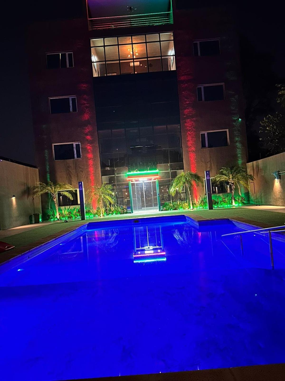 Hotel Boutique Genova Puerto Iguazú Buitenkant foto